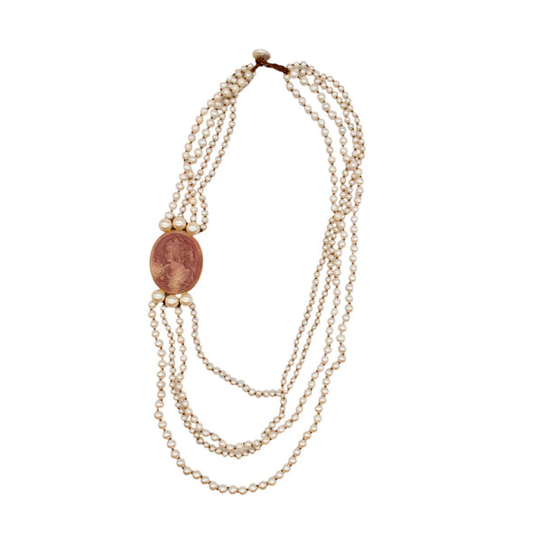 Confuorto - Collana con Cammeo in resina rosa